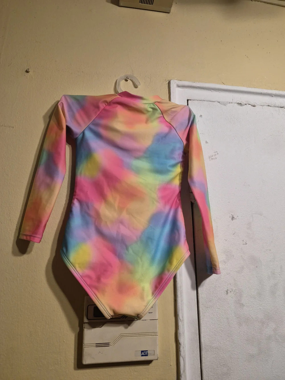 Cat & Jack Kids Long-Sleeve One-Piece Rashguard in Rainbow Pastels Size XS (4/5)